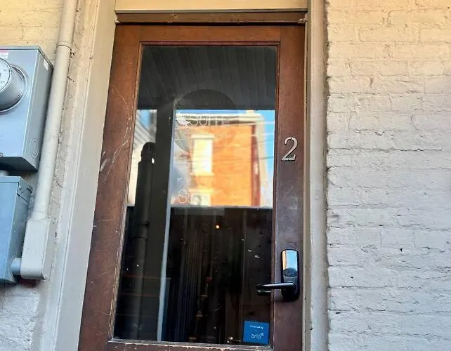 Apartment Victory #2 On Main St W/reserved Parking