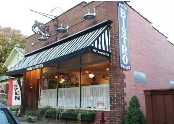 Victory #2 On Main St W/reserved Parking *